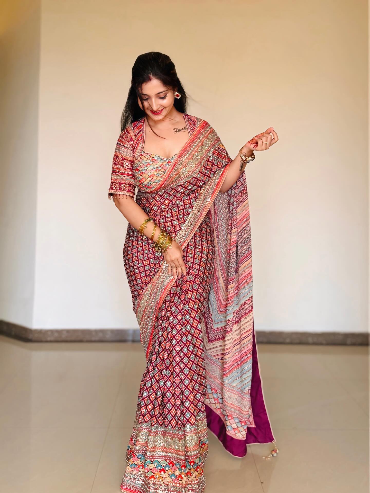 MULTICOLOR CHINON SILK PRINTED MIRROR WORK SAREE